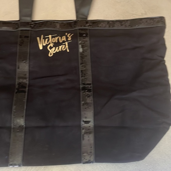 5 for $25 💴Gently used Victorias Secret black tote with sequins - Picture 3 of 5